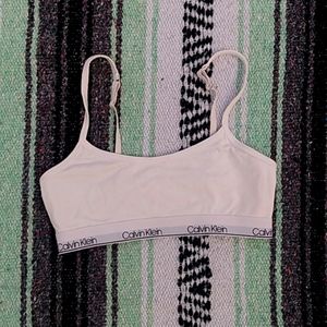 Calvin Klein kids bra size 8/10